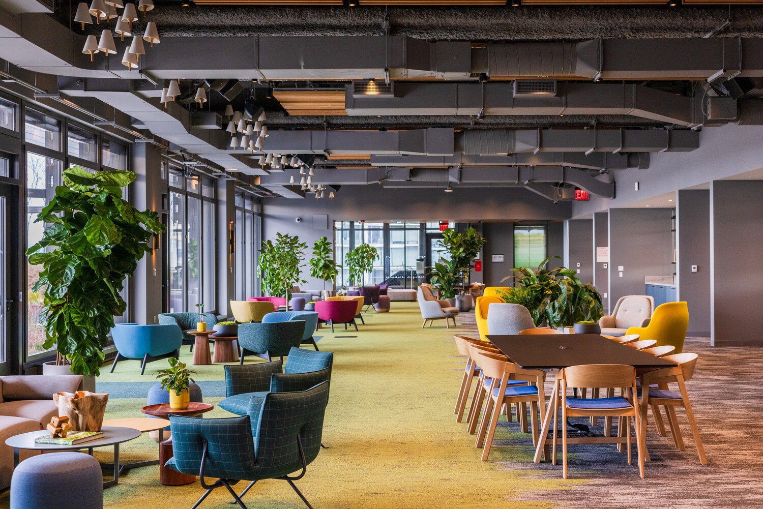 Room full of chairs and tables