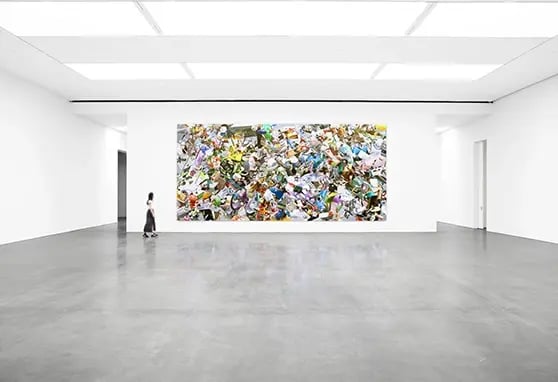 A digital art installation inside the Gagosian Gallery features CHAOS #501, a generative piece presented on a seamless LED wall embedded in the exhibition space.