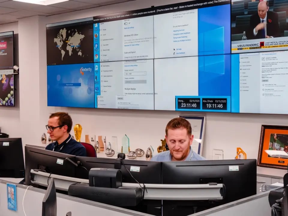 Electrosonic’s remote AV support team analyzes system data to identify and resolve technical issues before they escalate.