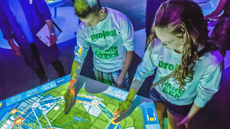 Children interacting with one of the exhibits at the Museum of Science and Industry: Future Energy Chicago exhibit.