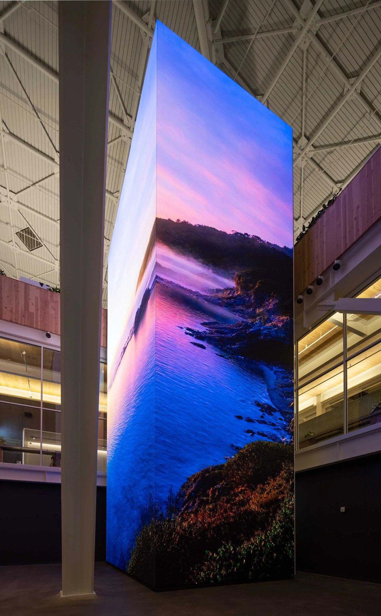 Refik Anadol LED column displaying an ocean