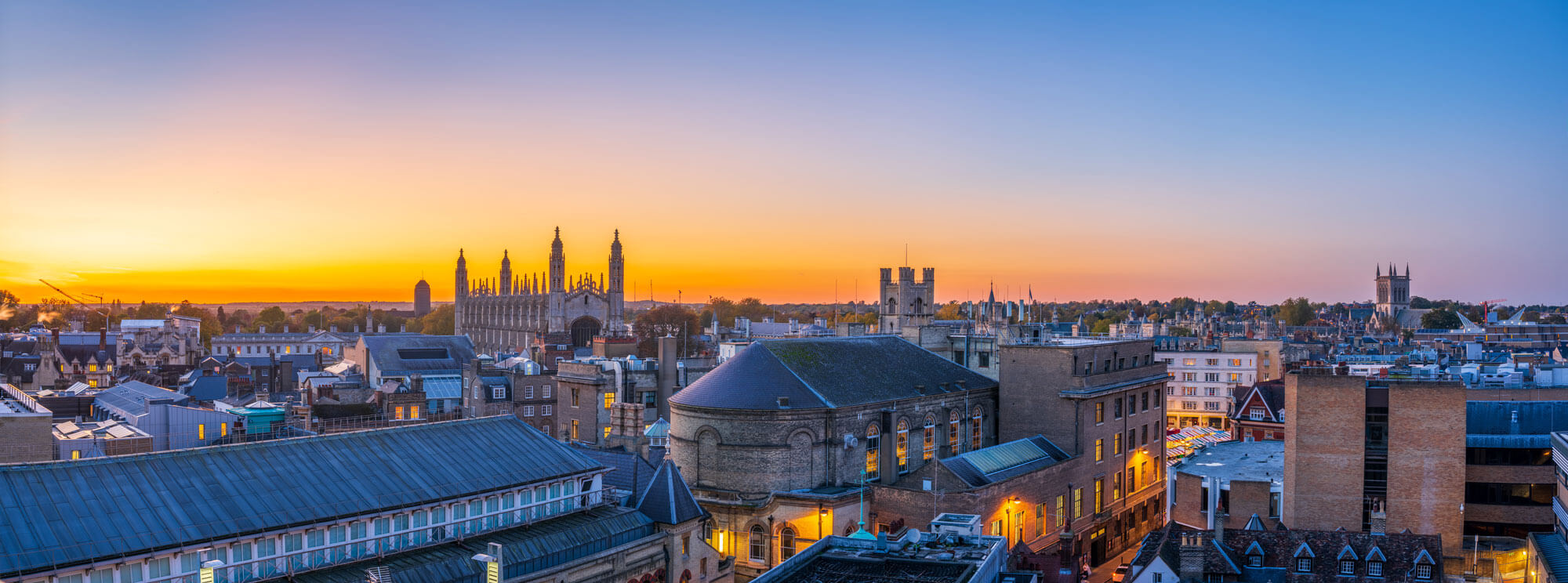 Skyline sunset panorama of Cambridge