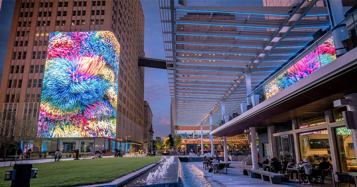 Custom multimedia canvas experience for AT&T in downtown Dallas